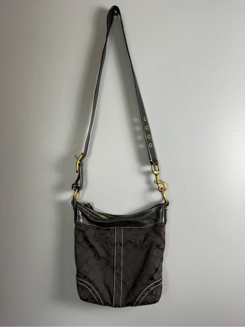 Coach 10402 Signature Jacquard Canvas Leather Black Crossbody Shoulder